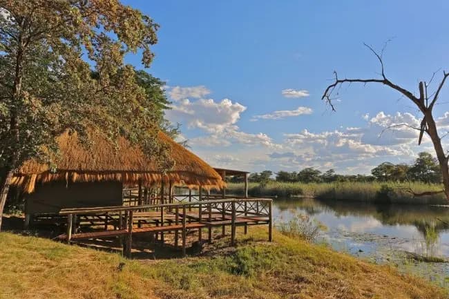 River Chalet Architecture